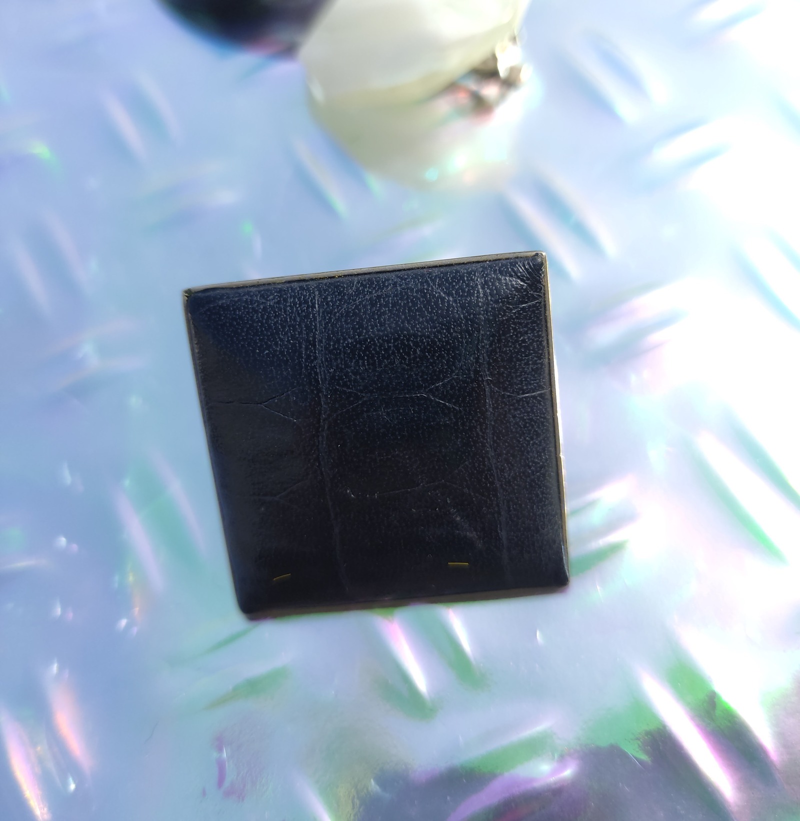vintage 真面目で柔らかな黒のイヤリング 片耳用
